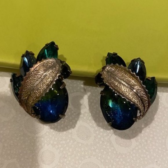 VTG WEISS Blue Green Rhinestone Glass Belly Jelly EARRINGS - Picture 8 of 10